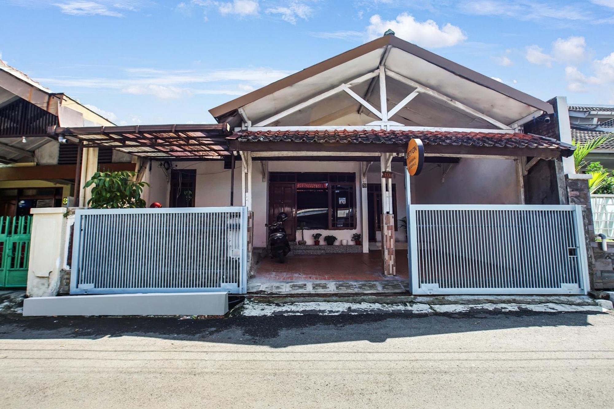 Spot On 91117 Sriwijaya Residence Syariah Bandung Eksteriør billede